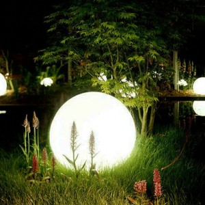 Outdoor Decorative Solar Ball Light Factory Wholesale | Huajun